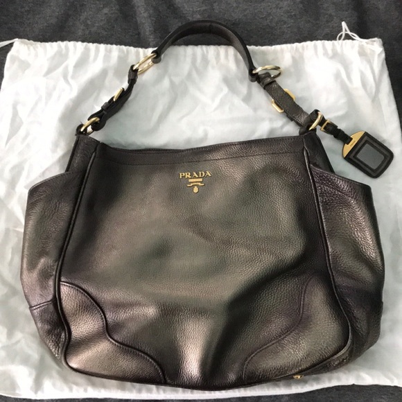 Prada Handbags - 🎉SALE💥Authentic Prada Purse💥